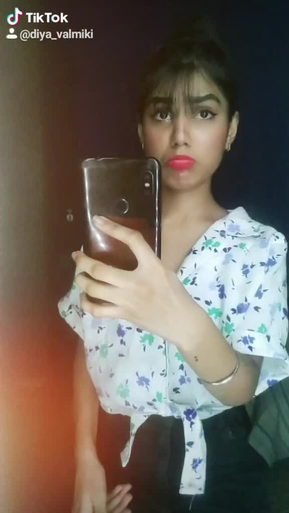 @👑😡_choti_शेरनी 🦁_