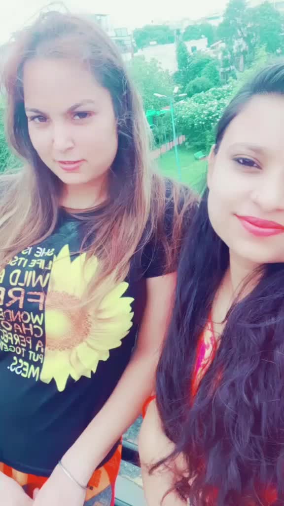@NainaParmar