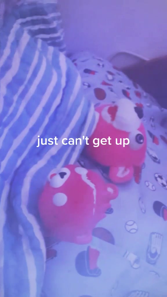 @CuddlesDaily