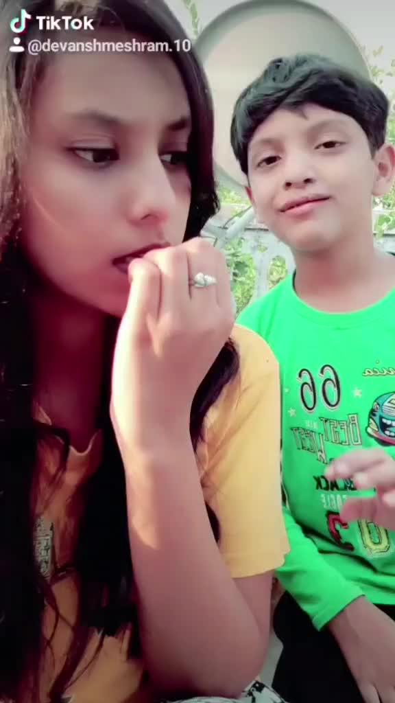 @🐝SAKSHI MESHRAM🐝