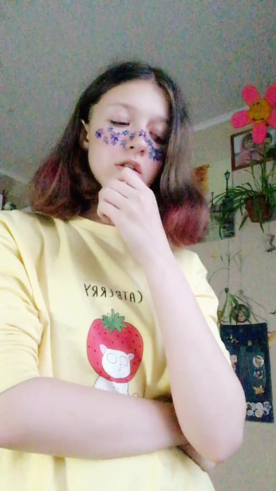 @Какая-то Вика