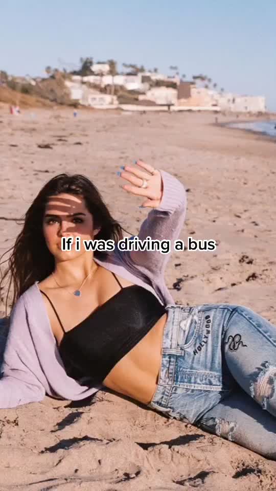 @Sunrae! -🥥🌴🌸-