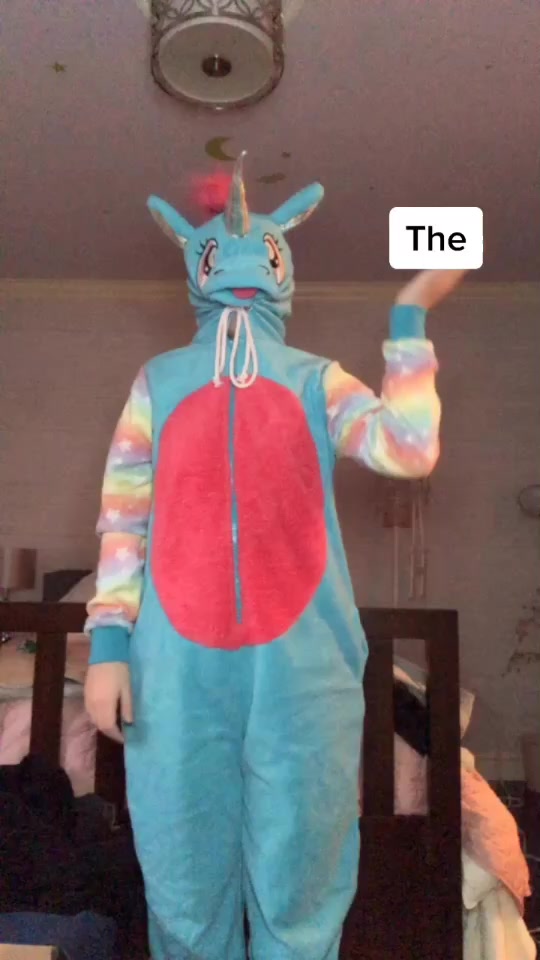 @3 Lonely Unicorns