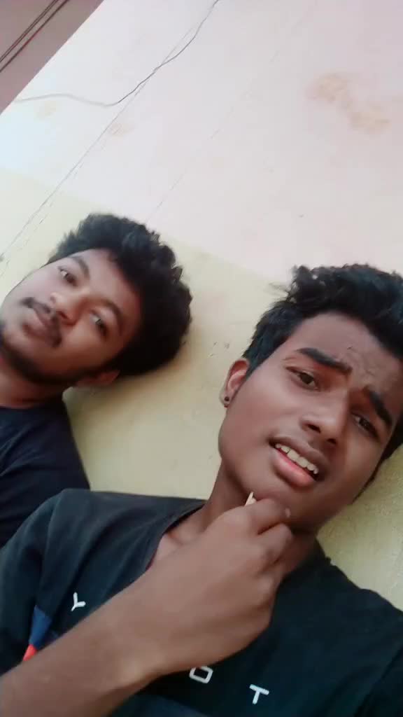 @vignesh_05