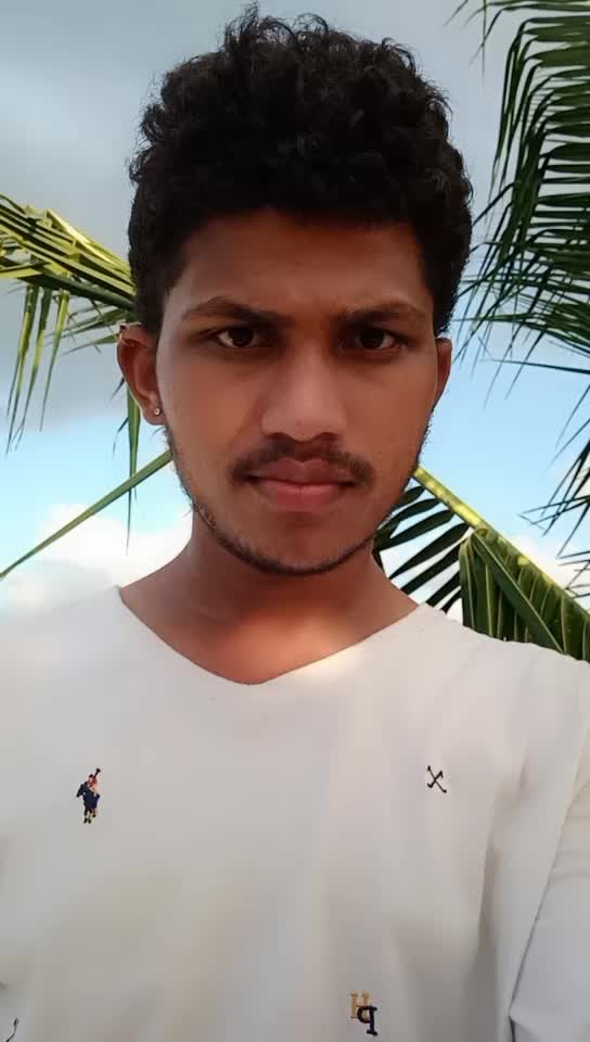 @Gowda gari abbaii. seshu tarak