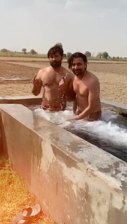 @chanujbáísla