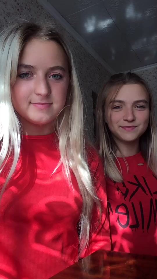 @Алина_Юля
