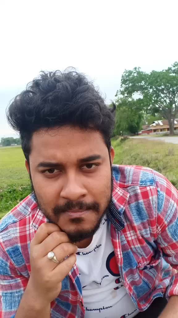 @@GitarthagirinSinger