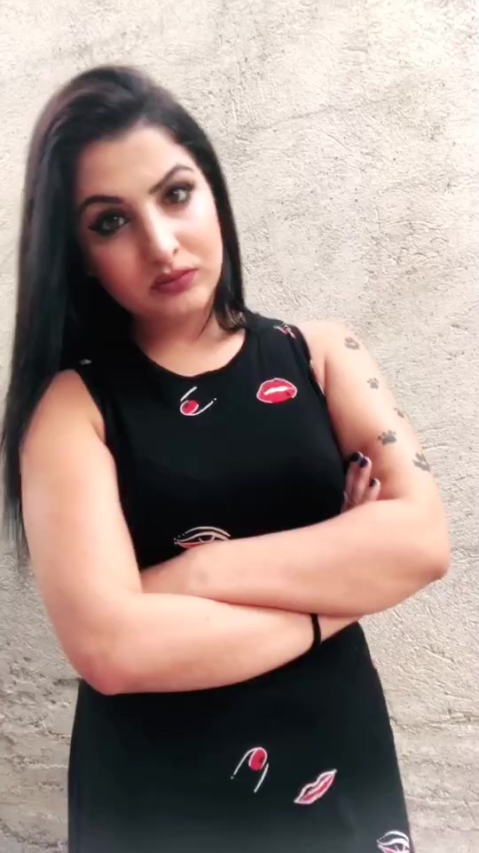 @Işılay &Ouml;zel