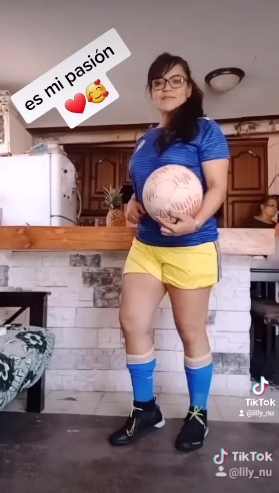 @Lily