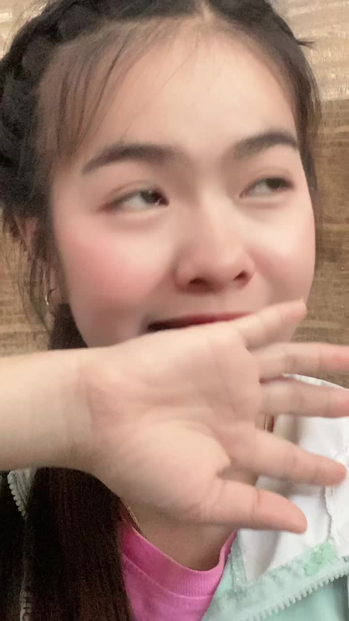 @moomsabai