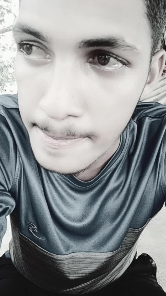 @D♥k♥l♥ B♥o♥y♥ 😎