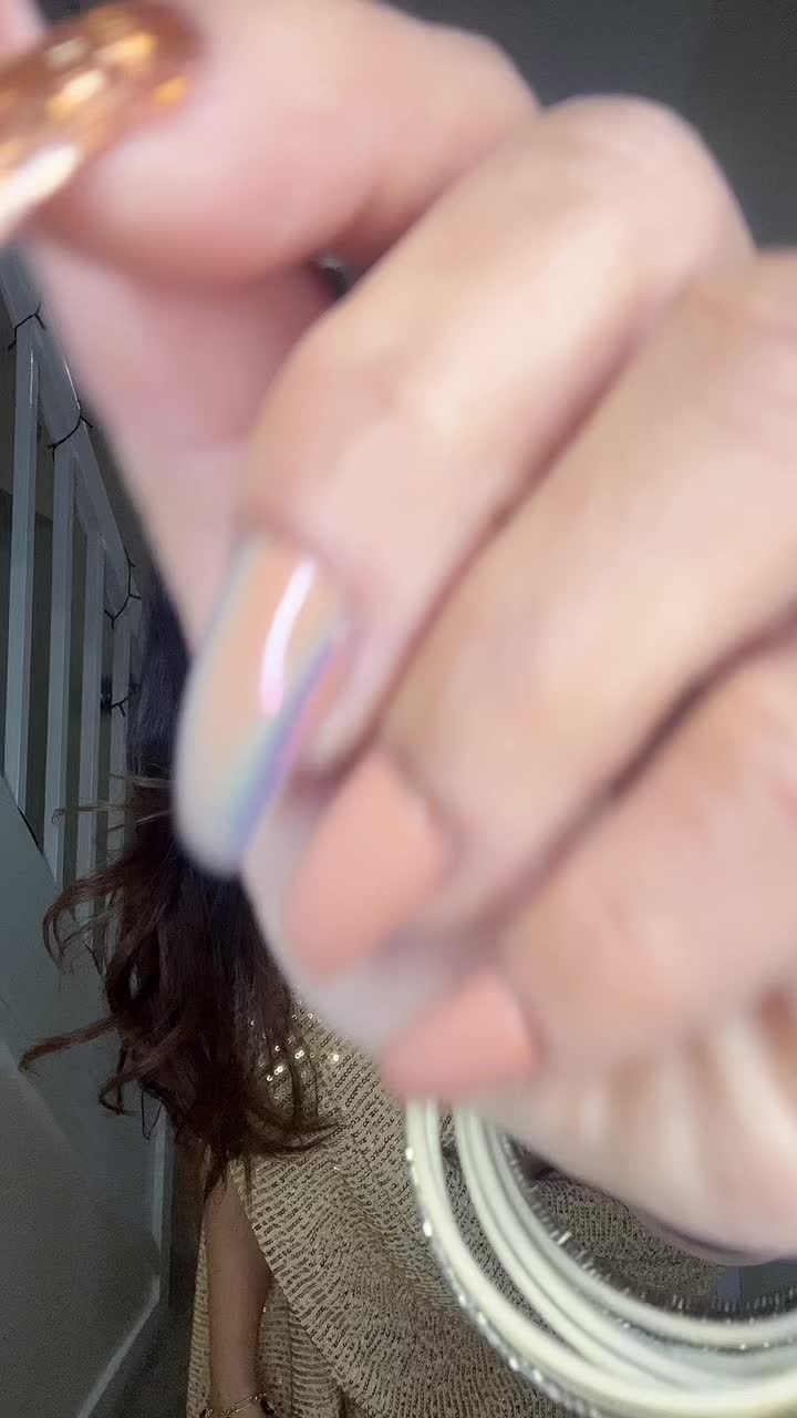 @🦋