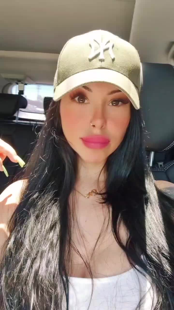 @evelyn santichia