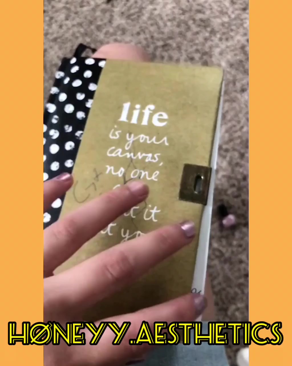 @🐝høneyy.aesthetics🍯