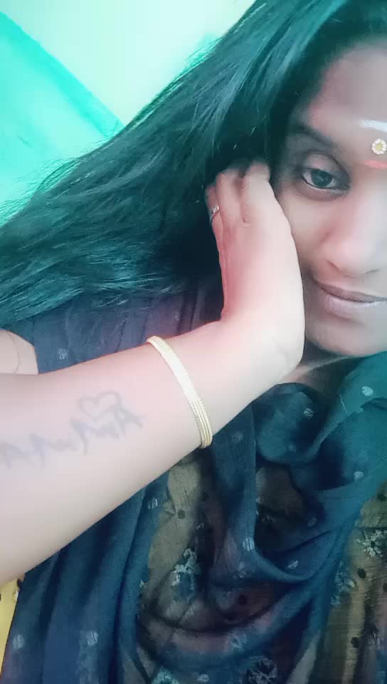 @பேபி தமிழ் பெண்