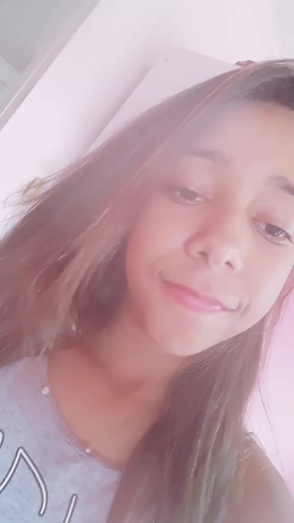 @Laura Cristine