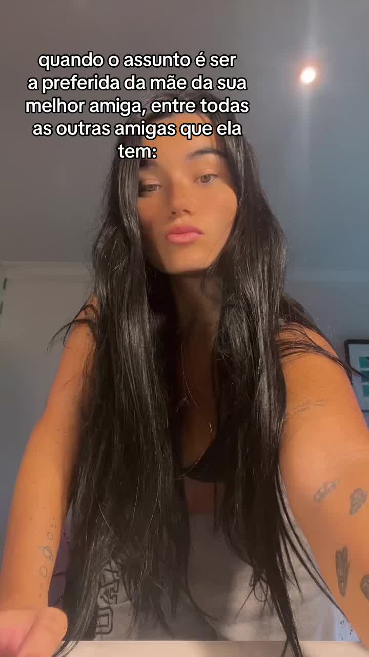 @whotfismachaz