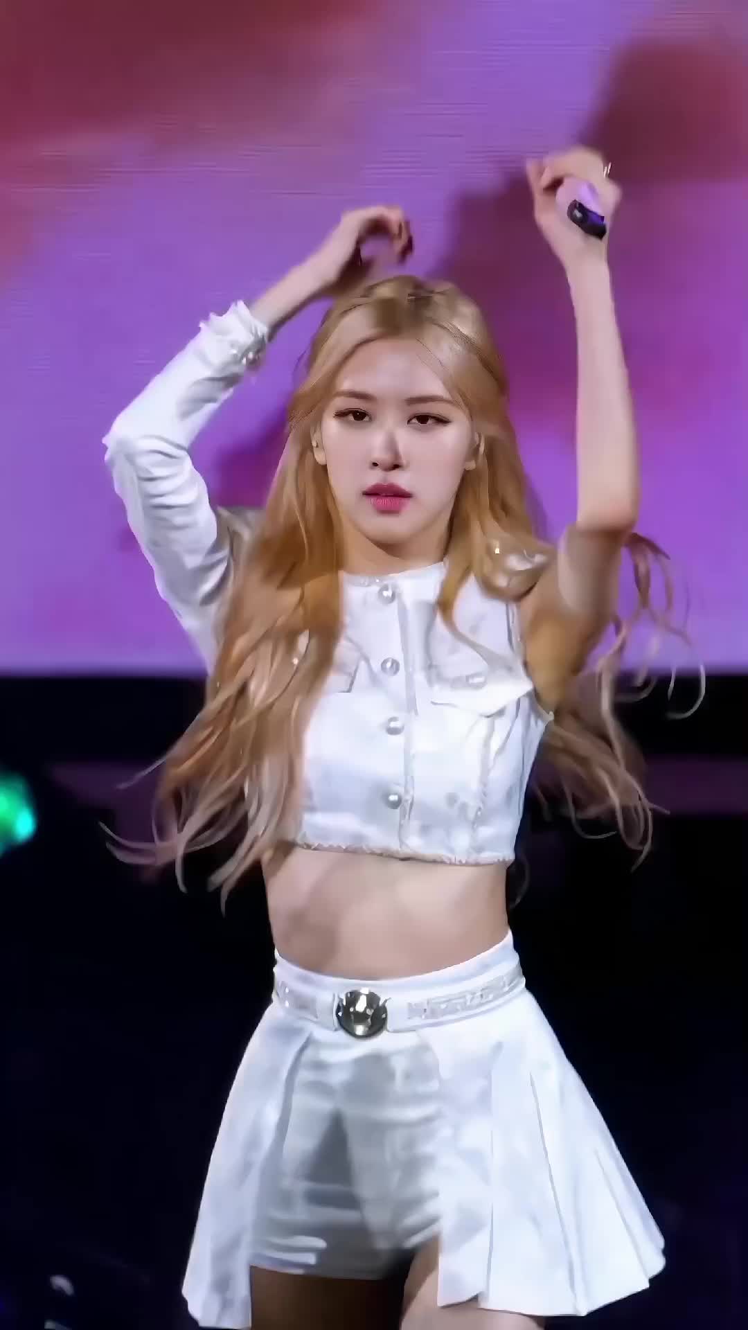 @gabs 🦦