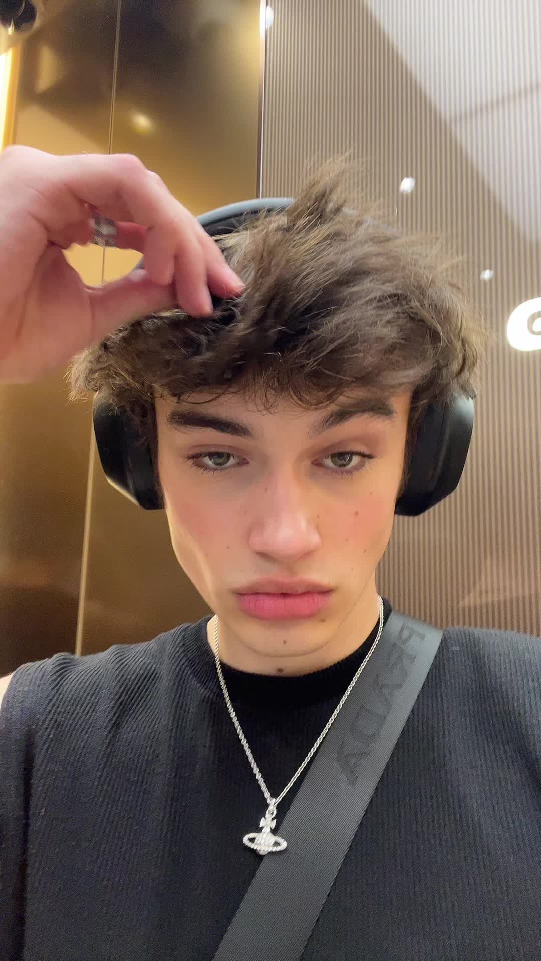 @Connor 👄