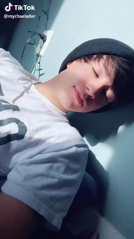 @mychealade