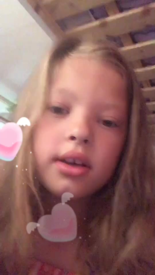 @caitlincass19