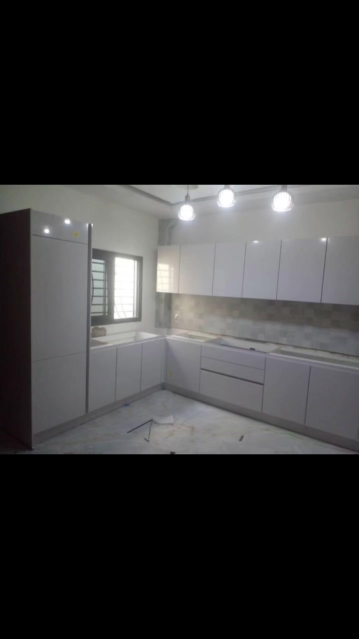 @Deco_in_house