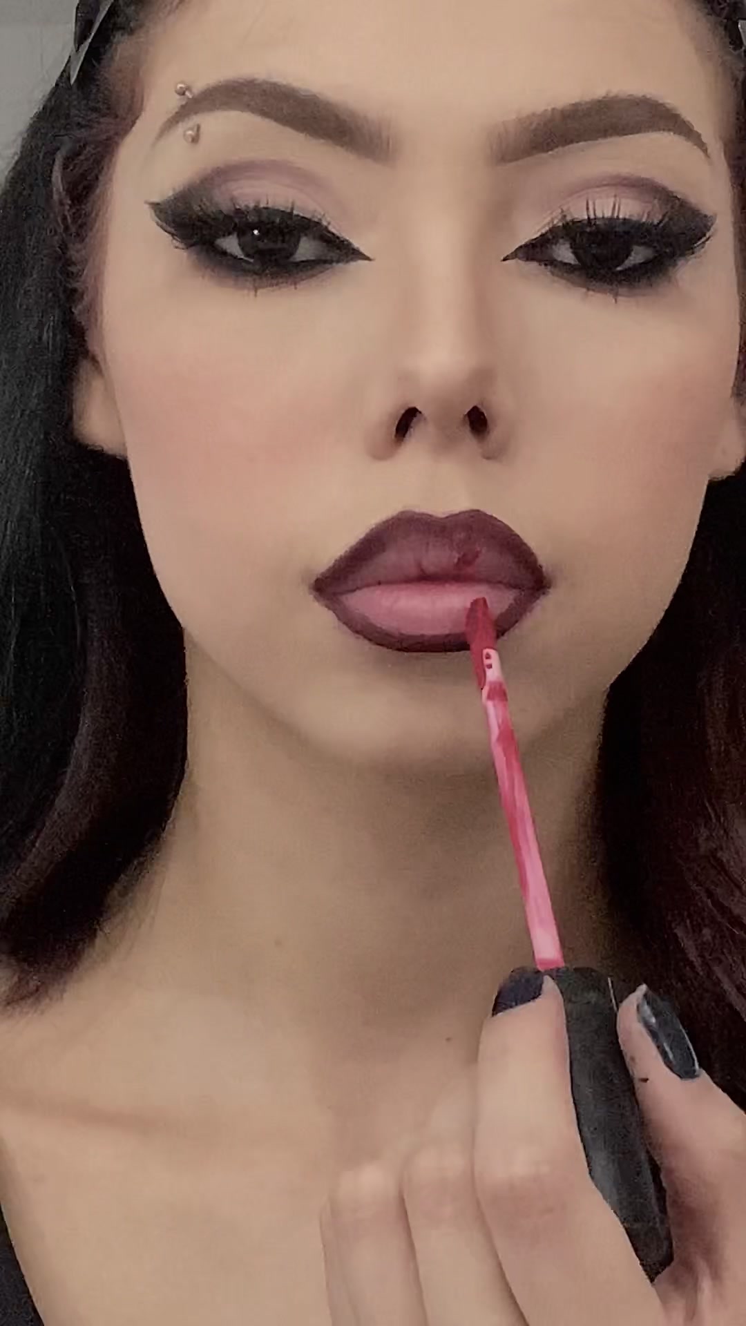 @undead.v4ampire_