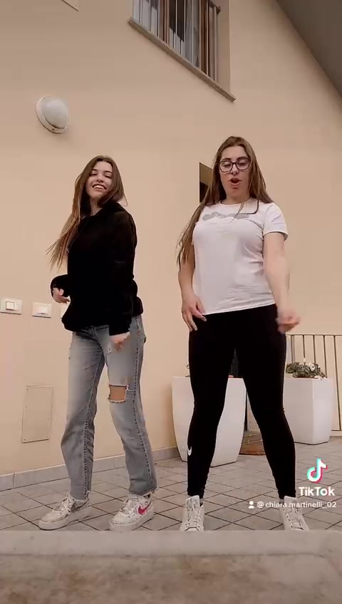 @aurorabaccelli