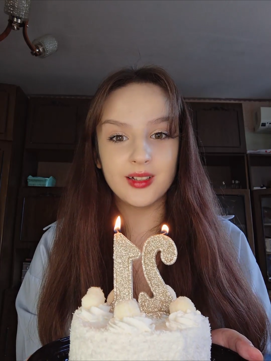 @карина тірак