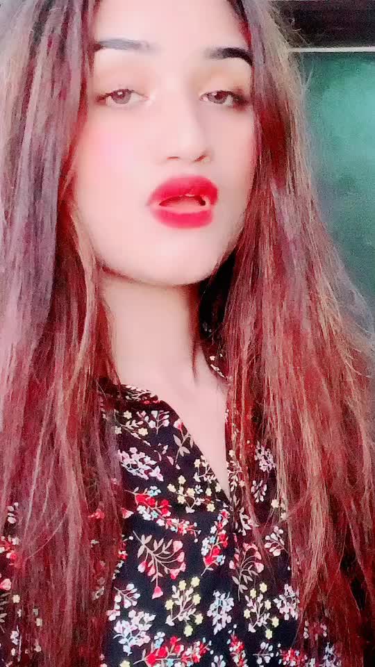@Zara Khan 🔥