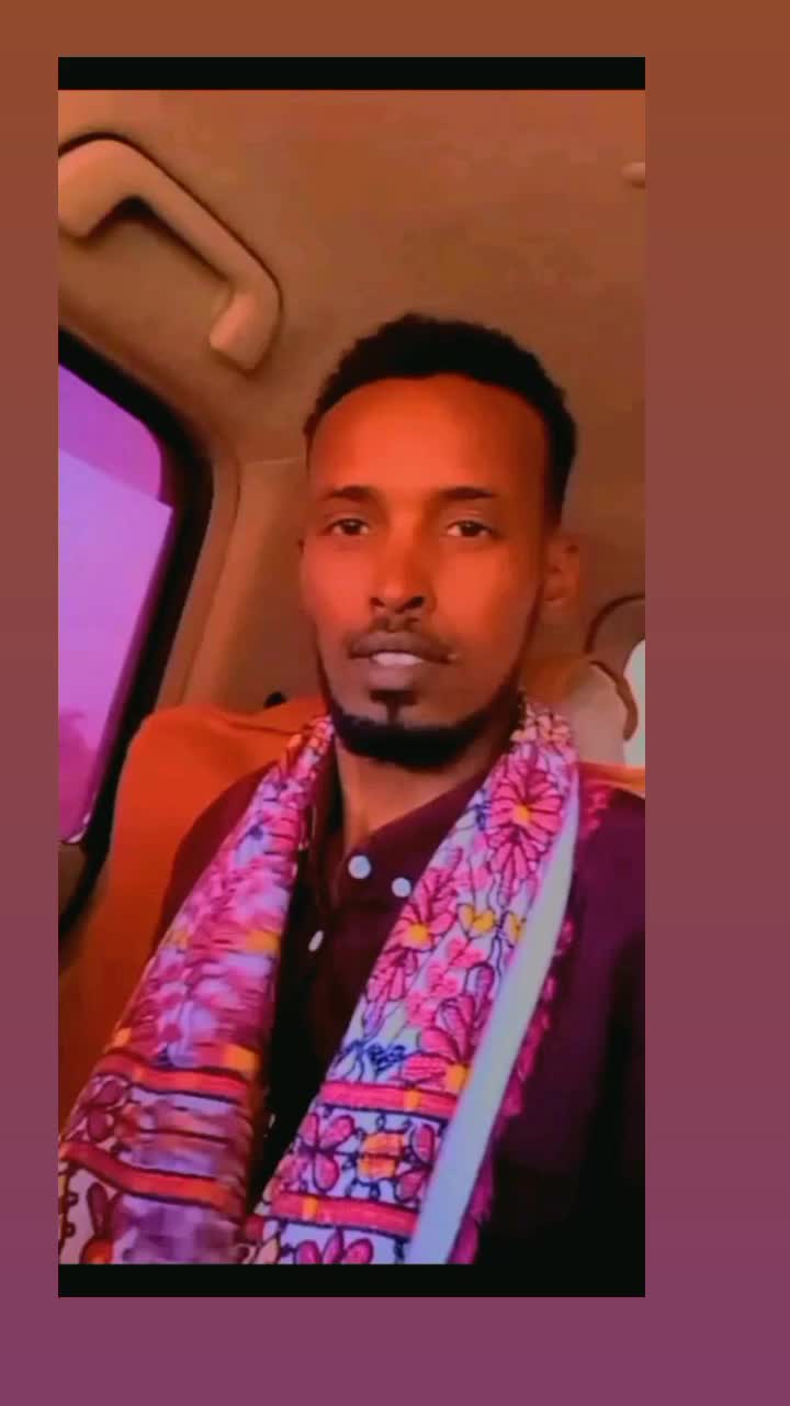 @Galad haaji nur 🇸🇴🇩🇯🇪🇷