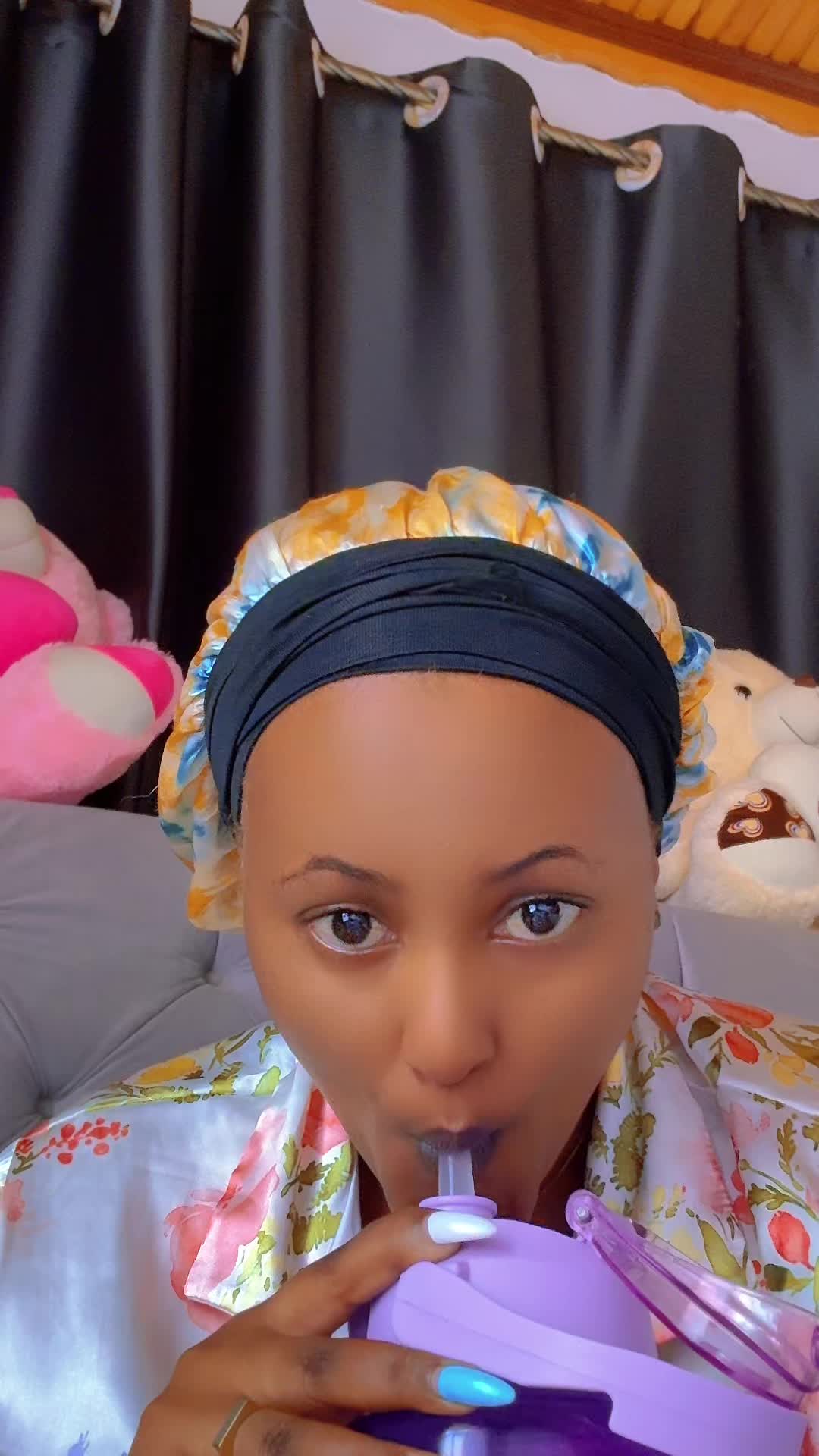 @kamatarisandra🇷🇼