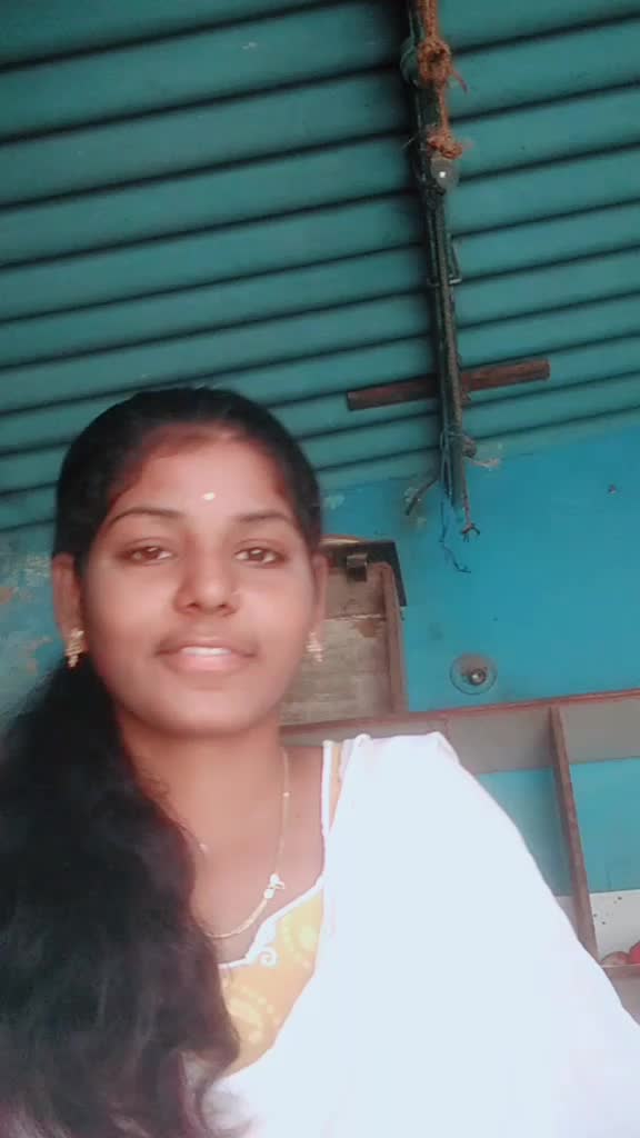 @kaviya