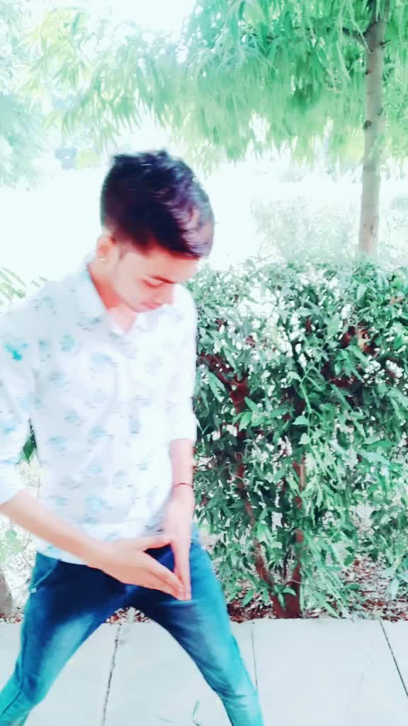 @Sunny_Chauhan_833