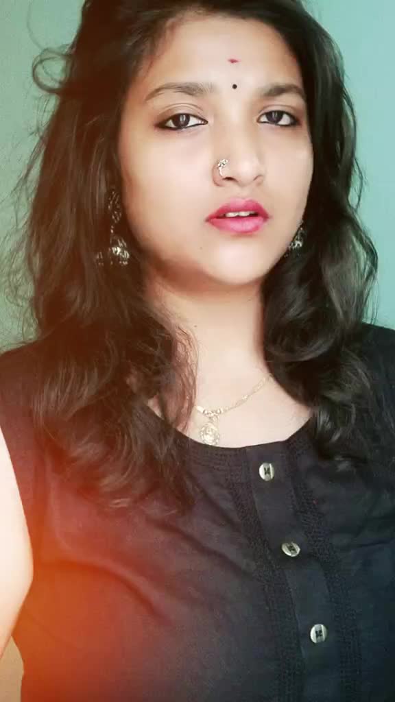 @👑Deepthee Dimple👑