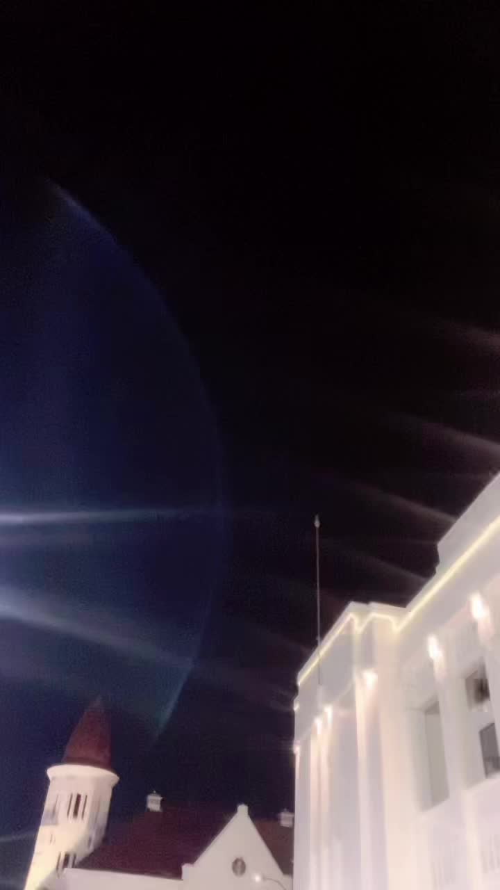 @Tiyaaaa_a
