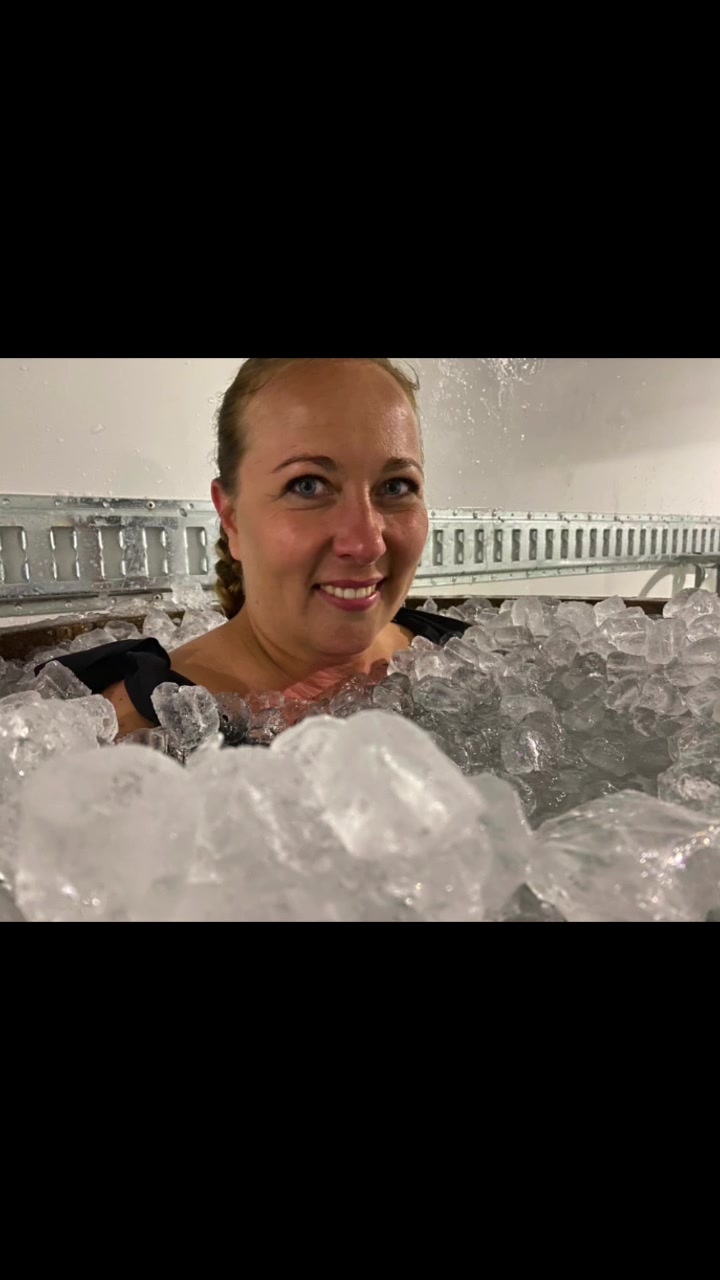 @Ice Reset Queen
