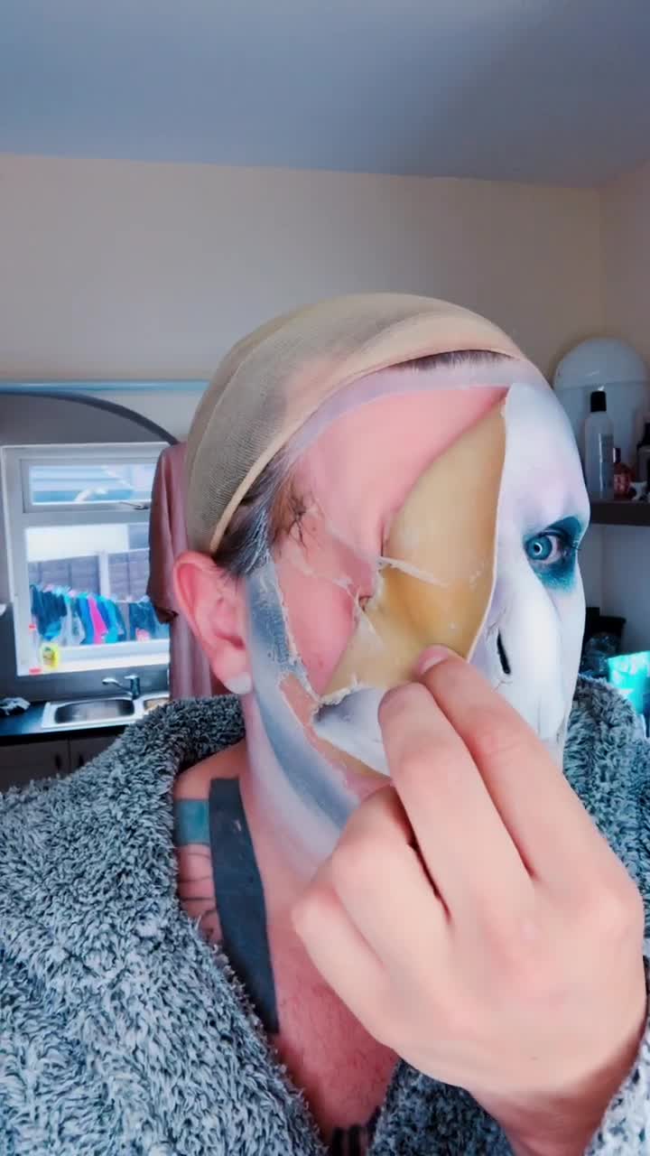 @thedemigodd