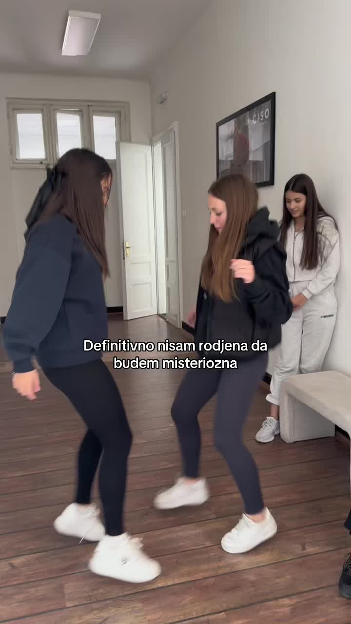 @Mila Milošević