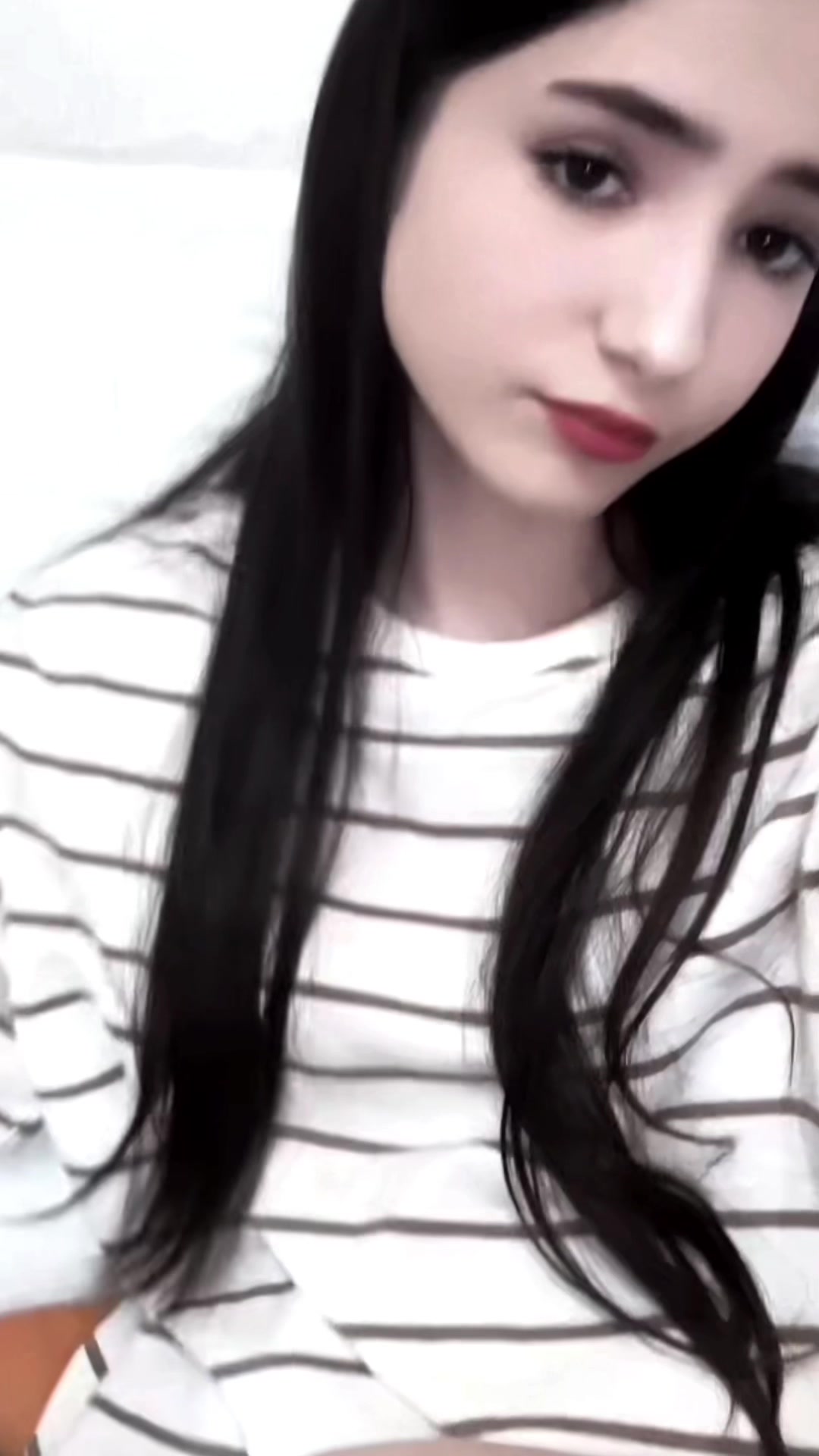 @viky🪬