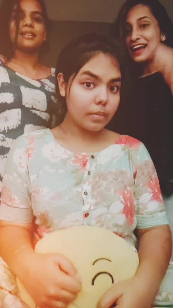 @meenakxhi