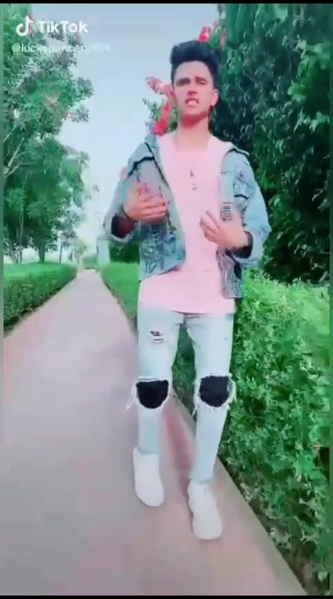 @LUCKY ❤ℒℴѵℯ❤ ARISHFA