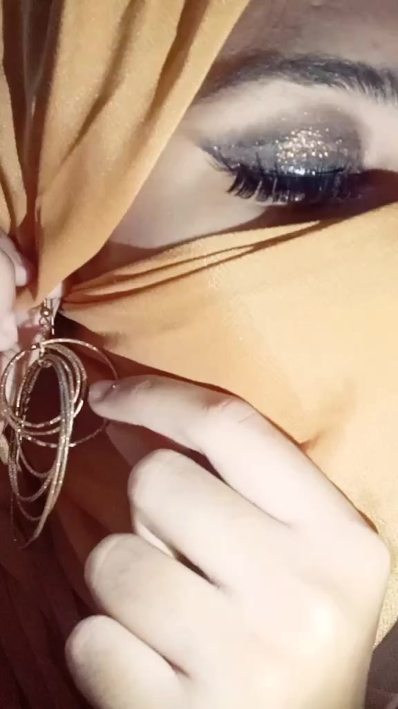 @saniyaaaa