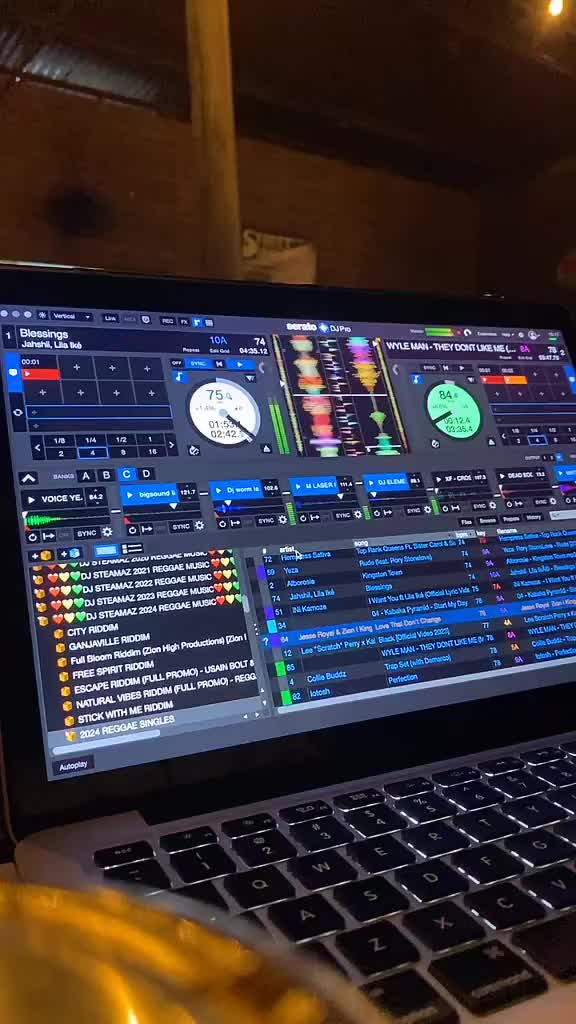 @🇯🇲🎶DJ STEAMAZ🎶🇯🇲