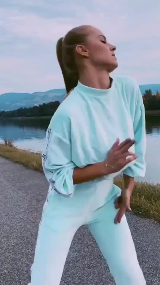 @❌ENIA GREGUŠ⭕️VÁ