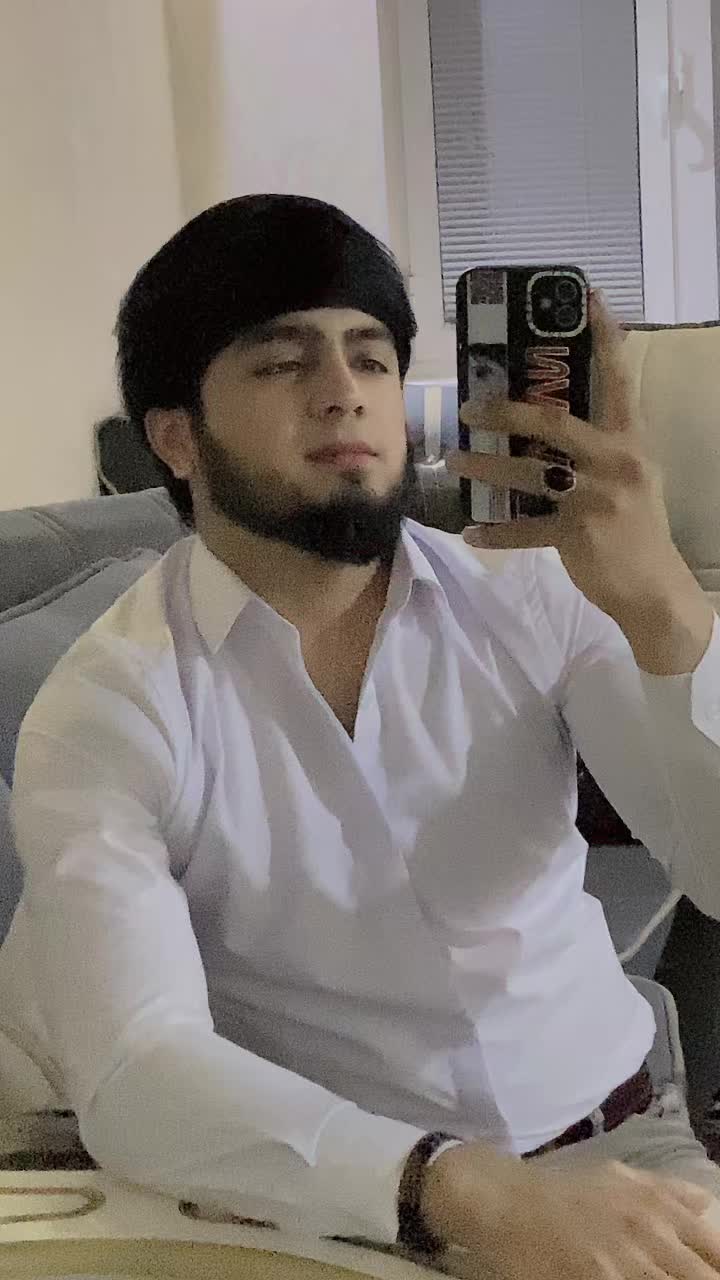 @𝓐𝓵𝓲.𝓐𝓻𝓪𝓫
