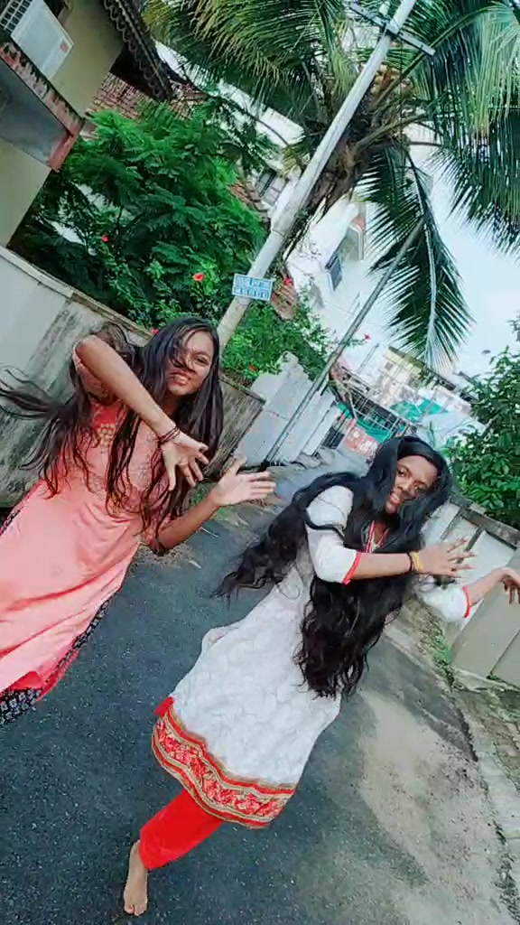 @Abhi__Sari__