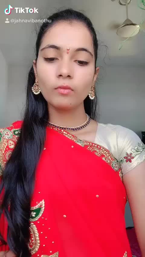 @jahnavi banothu