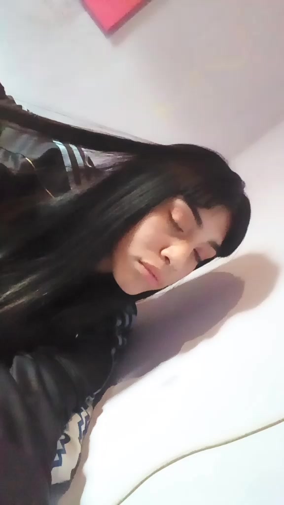@Ayluu